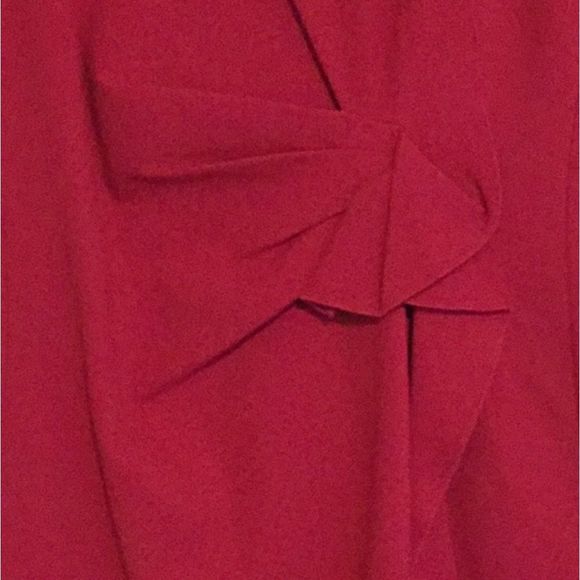 Quinn'Sleeveless Drape Front Sheath  Dress - Picture 7 of 7